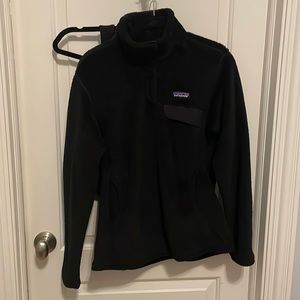 Black Patagonia Medium pull over